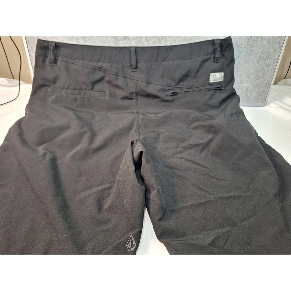 Volcom Surf&Turf Mens Black 4 Way Stretch Hybrid Shorts Size 38 Walkshorts